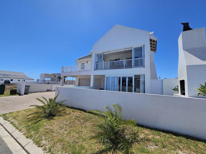 3 Bedroom Property for Sale in Sandy Point Western Cape